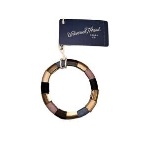 Universal Thread Women's Stone Bracelet Stretchy and classy. Target‎ Bracelet